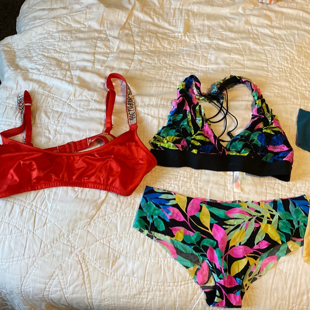 Victoria’s Secret lot
